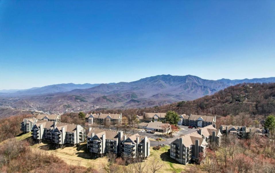 New- Lovely 2-Bdr2Bath Gatlinburg Condo With Resort Indoor Pool Hot Tub Wi-Fi, Great Location Buitenkant foto